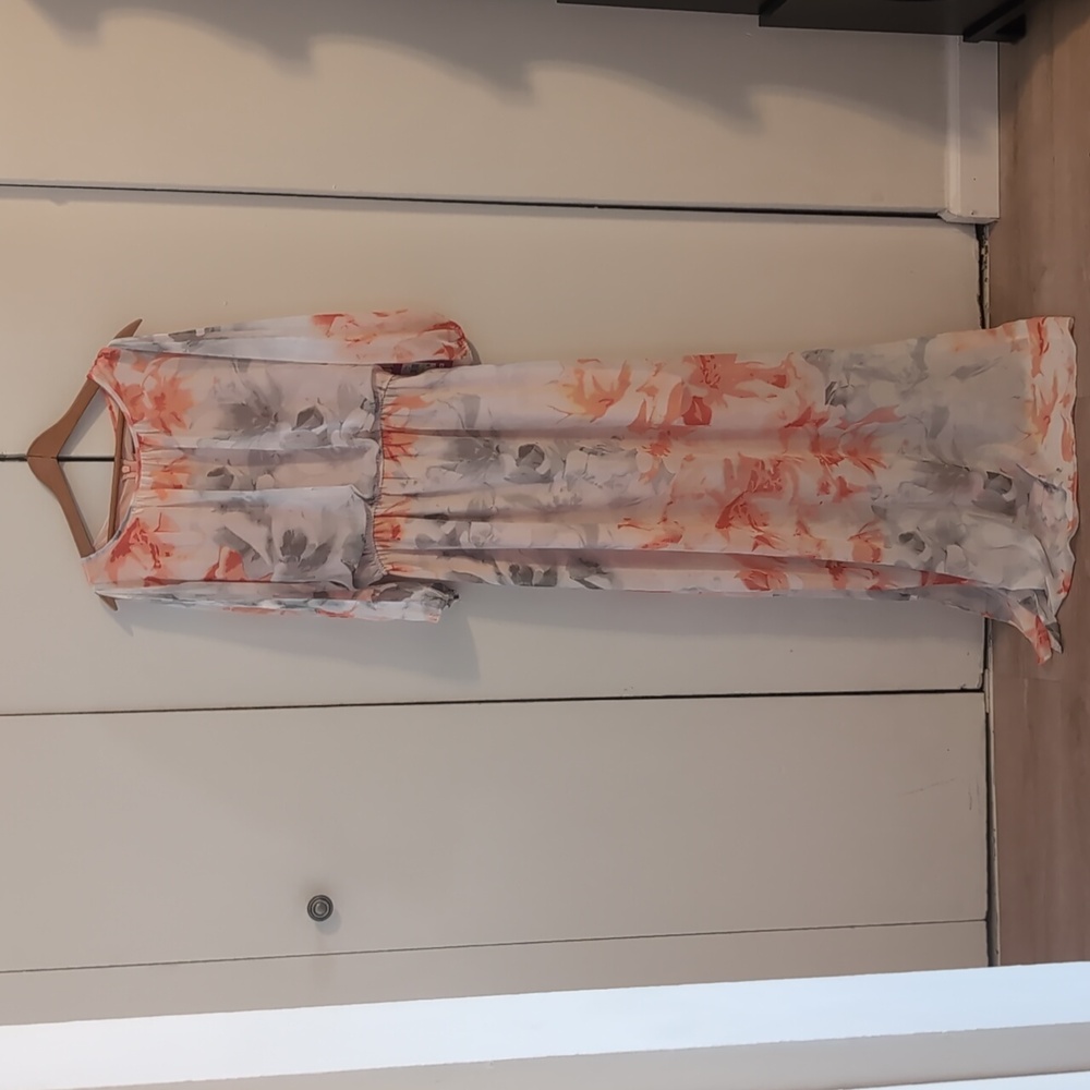 Vince Camuto Multi Color Dress Size 4